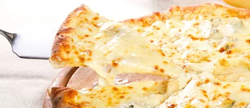 Pizza quattro formaggi