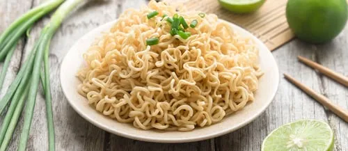 Hot dry noodles (Reganmian)