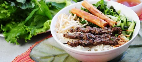 Grilled Pork and Rice Vermicelli (Bún thịt nướng)