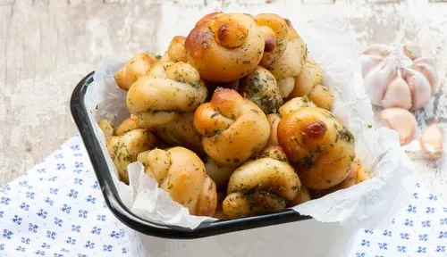 Garlic Knots