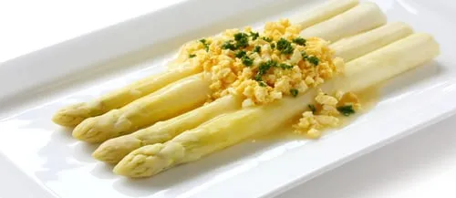 Asperges á la Flamande