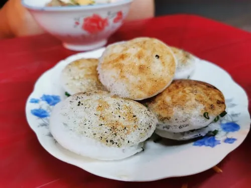 Vietnamese Mini Pancakes (Bánh căn)