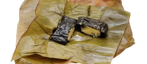 Thorn Leaf Cake (Bánh gai)