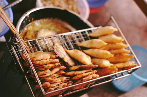 Crispy Dumplings (Bánh gối)