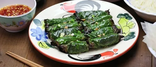 Grilled Beef Wrapped in Betel Leaf (Bò lá lốt)