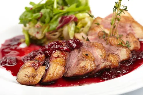 Canard aux cerises