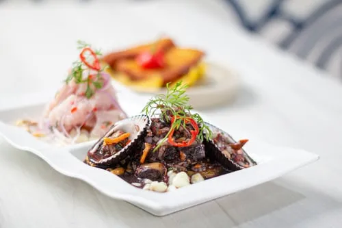 Black Conch Ceviche (Ceviche de conchas negras)