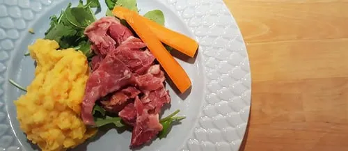 Fläsklägg med rotmos