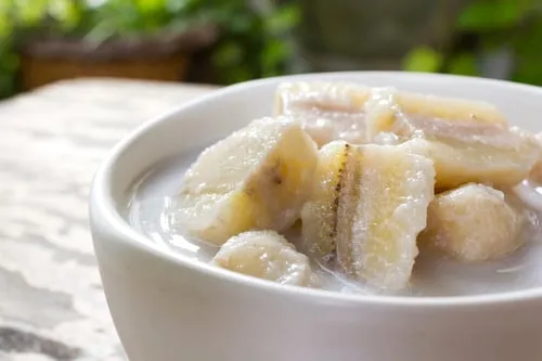 Bananas in Coconut Milk (Kida amin'ny voanio)
