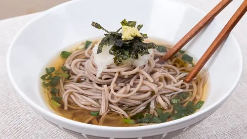 Memil guksu