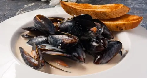 Moules à la crème Normande