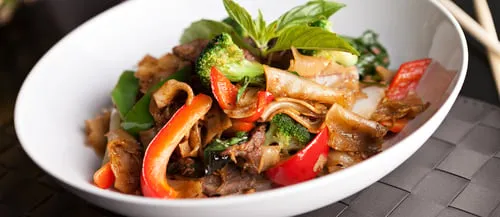 Drunken noodles (Pad kee mao)