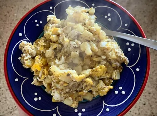 Potatoes and Eggs (Patates me avga)