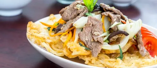 Stir-Fried Pho (Phở xào)