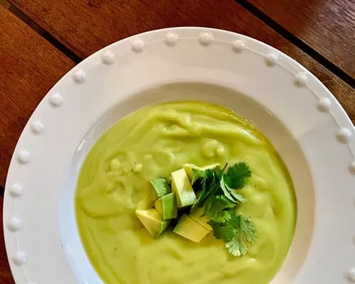 Sopa de aguacate