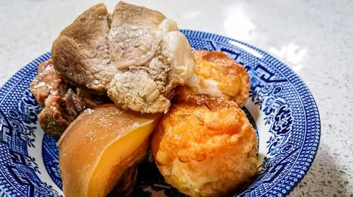 Vietnamese Caramelized Pork Belly (Thịt kho tàu)