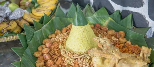 Tumpeng