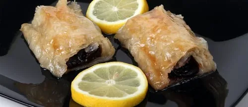 Vişneli baklava